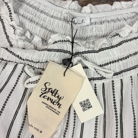 Striped Wide Leg Pants - Picture 5 of 8